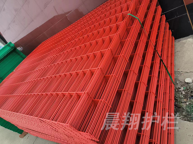 橙紅色雙邊絲護(hù)欄網(wǎng)案例